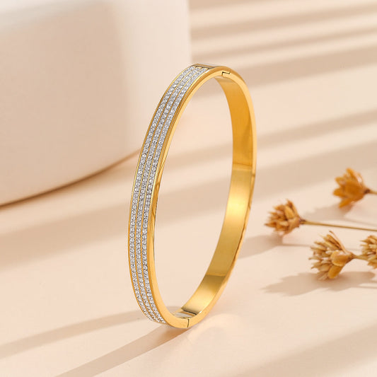 TrendsNex™ Azure Bliss Diamond Bangle